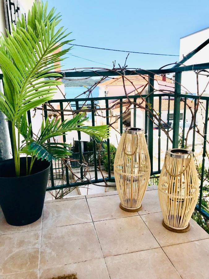 Apartmani-Okrug Gornji-Ciovo Trogir Exterior foto